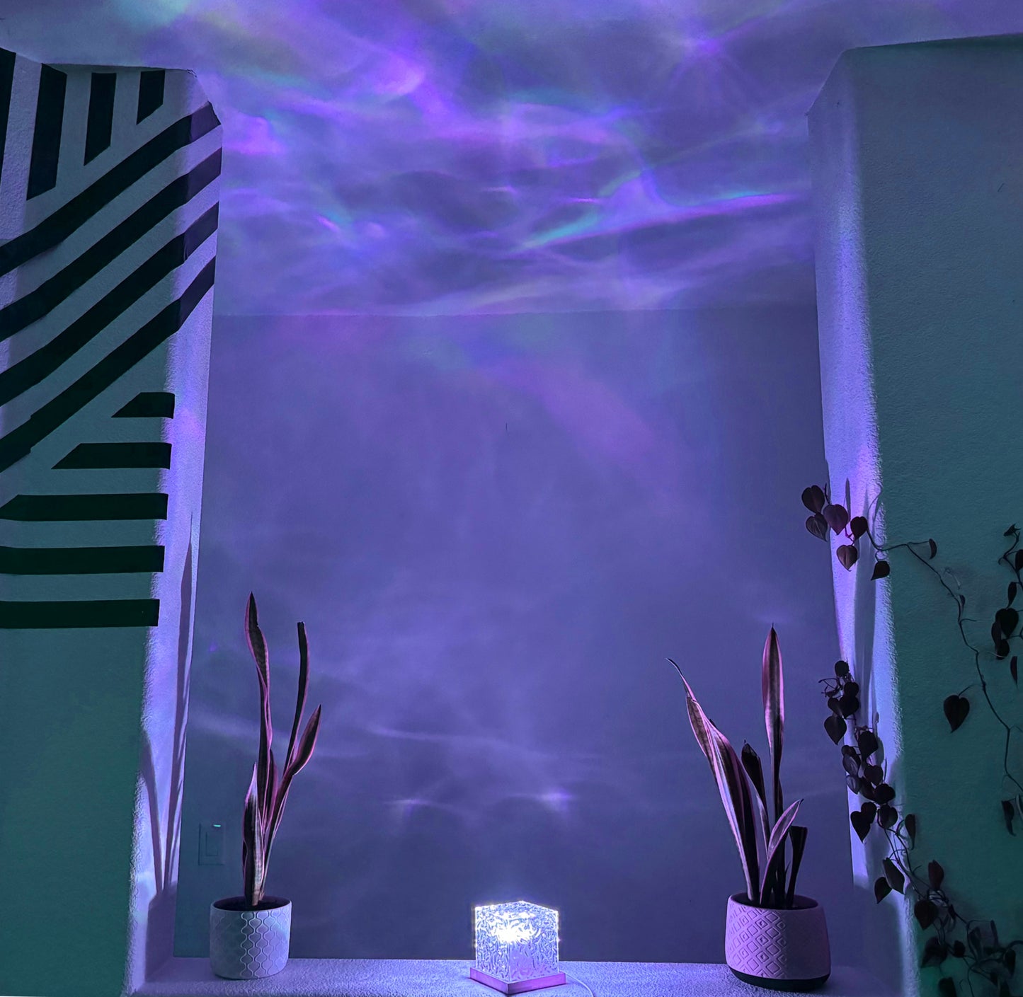 Ocean Wave & Northern Light Cube Projector